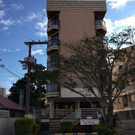 Residencial Salinas Apartment โกเวร์นาดอร์ เซลโซ รามอส ภายนอก รูปภาพ